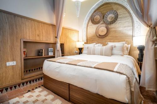 44795