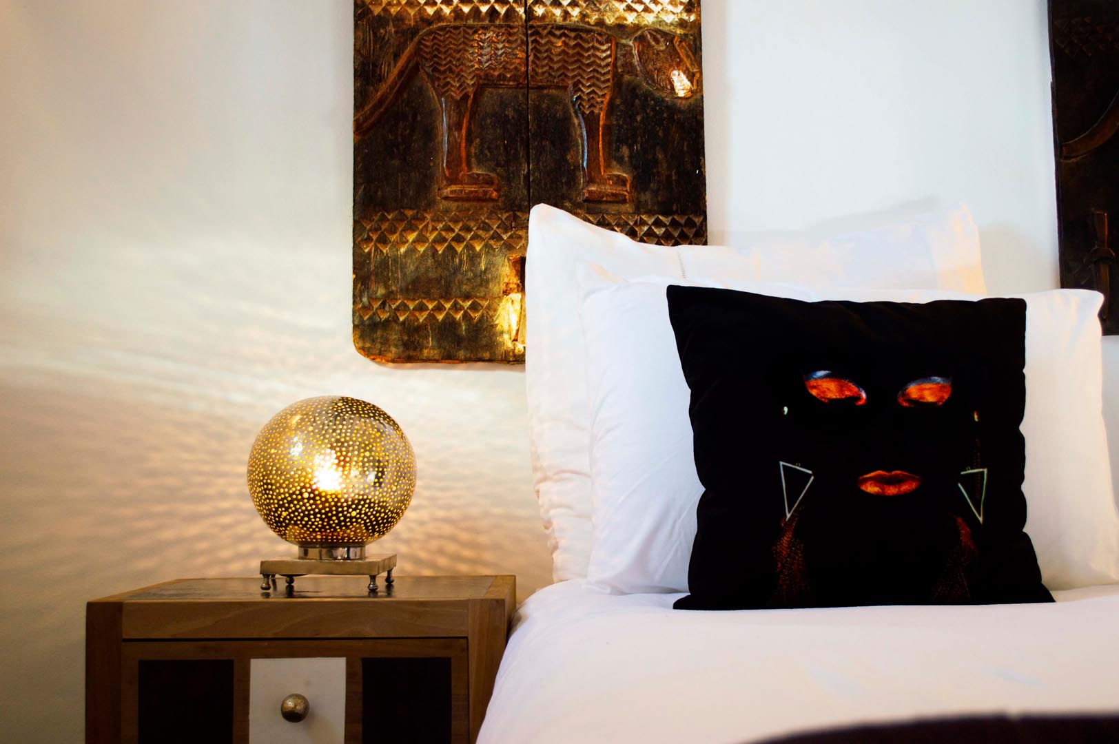 African Room, a warm earth-toned suite at Riad Dar Alhambra in the Marrakech medina