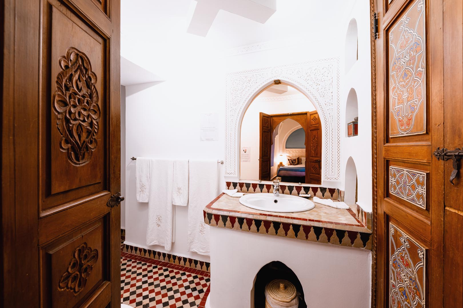 Chaouen Suite interior, Riad Dar Alhambra