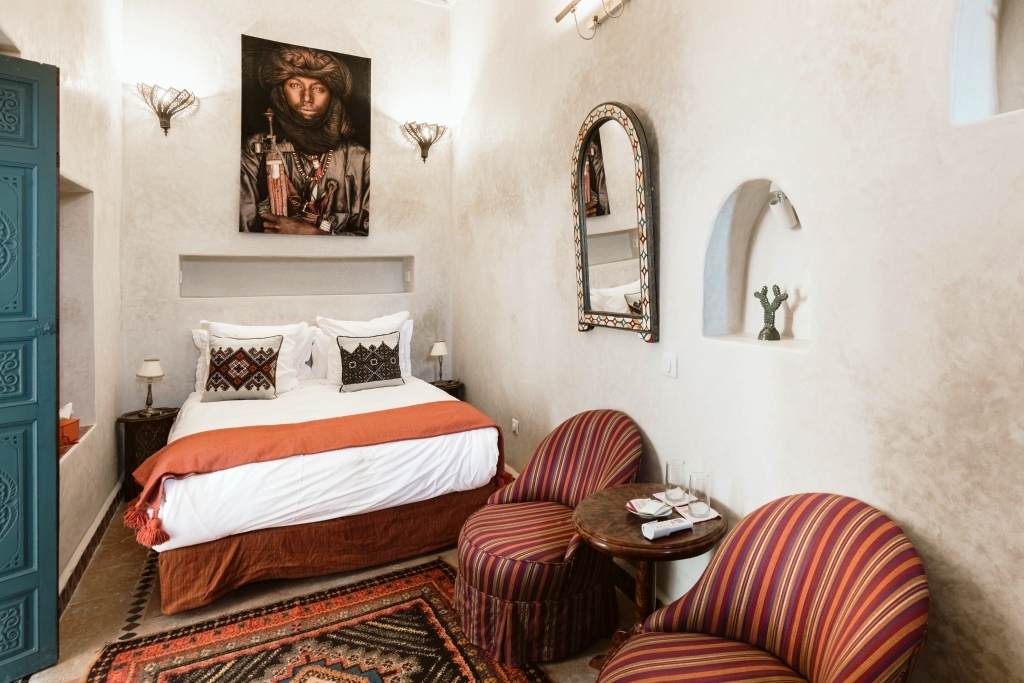 Beldi Room, a traditional Moroccan room with medina craftsmanship, Riad Dar Alhambra